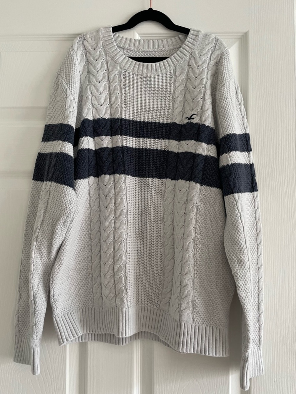 Men’s Hollister White and Navy Striped Sweater - Large